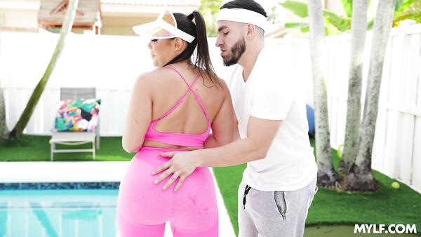 My Fat Pussy Gets Yoga Fucked in the Backyard During Workout